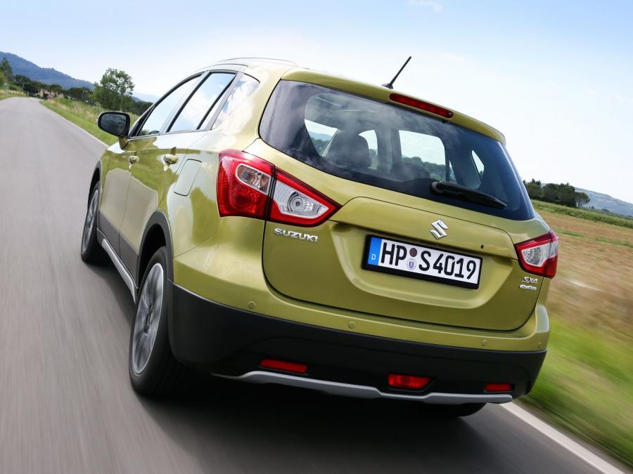  Suzuki SX4 S-Cross 2013 года  (фото 18 из 30)